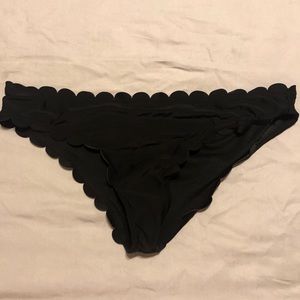 New Abercrombie & Fitch black scallop bikini